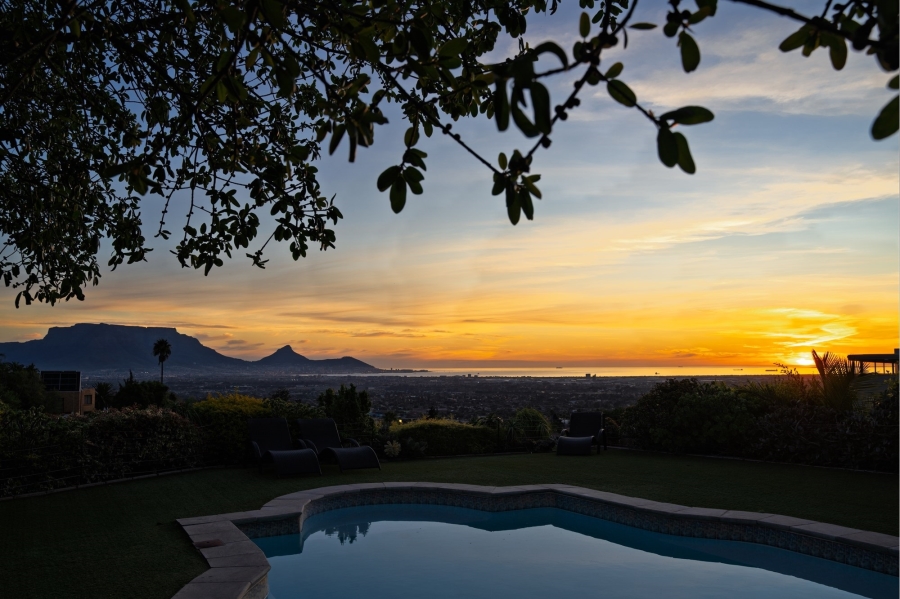 13 Bedroom Property for Sale in Plattekloof 3 Western Cape